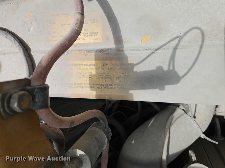 image for item EJ0138 2005 Caterpillar 613C series II water wagon