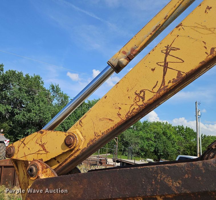 image for item EJ0140 Case 580E backhoe