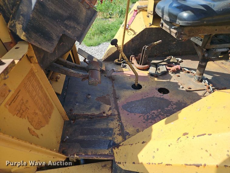 image for item EJ0140 Case 580E backhoe