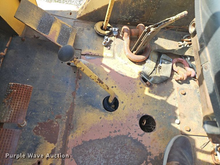 image for item EJ0140 Case 580E backhoe