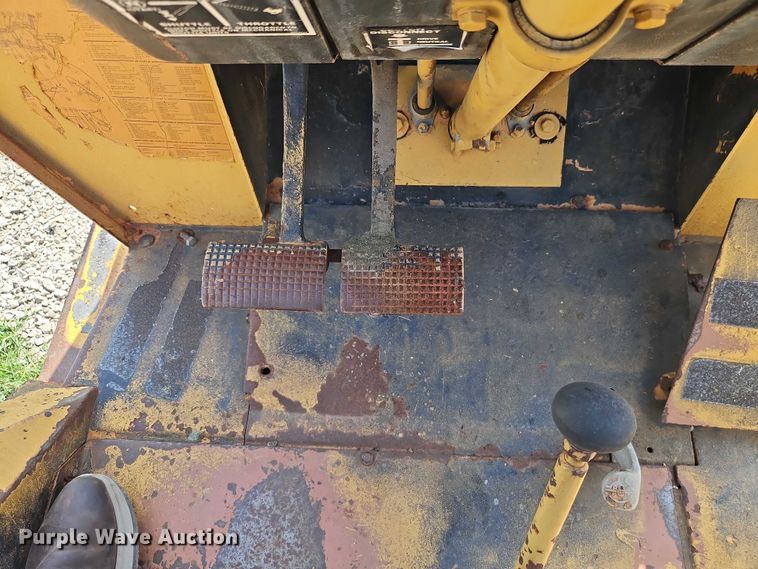 image for item EJ0140 Case 580E backhoe