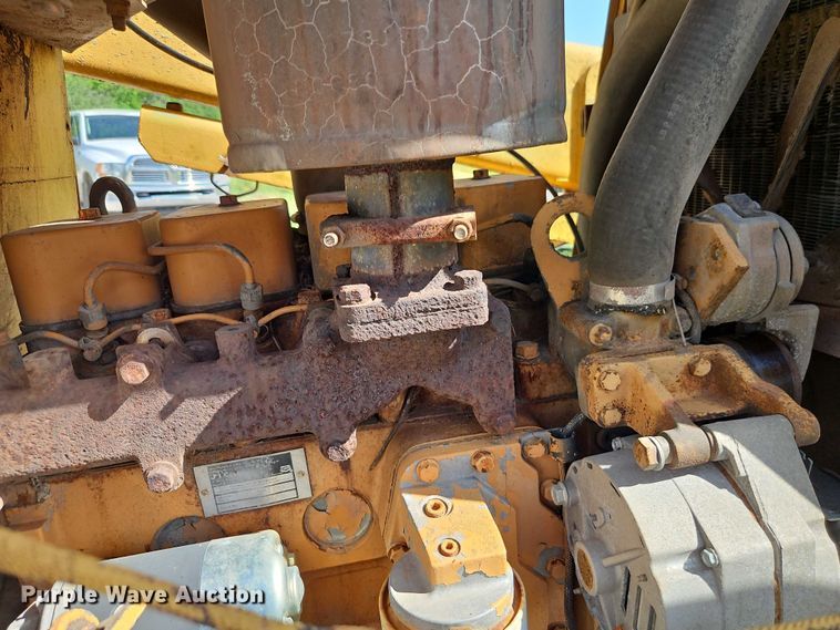 image for item EJ0140 Case 580E backhoe