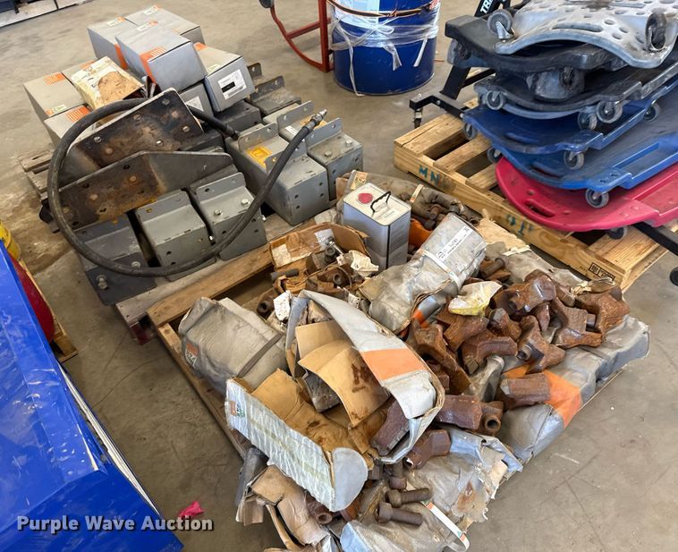 image for item EJ3783 FAE Skid steer mulcher parts