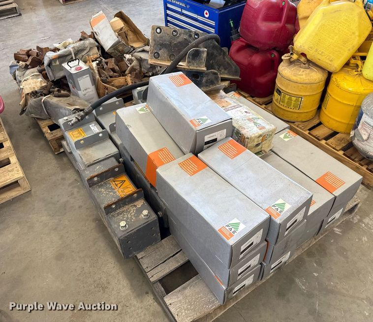 image for item EJ3783 FAE Skid steer mulcher parts