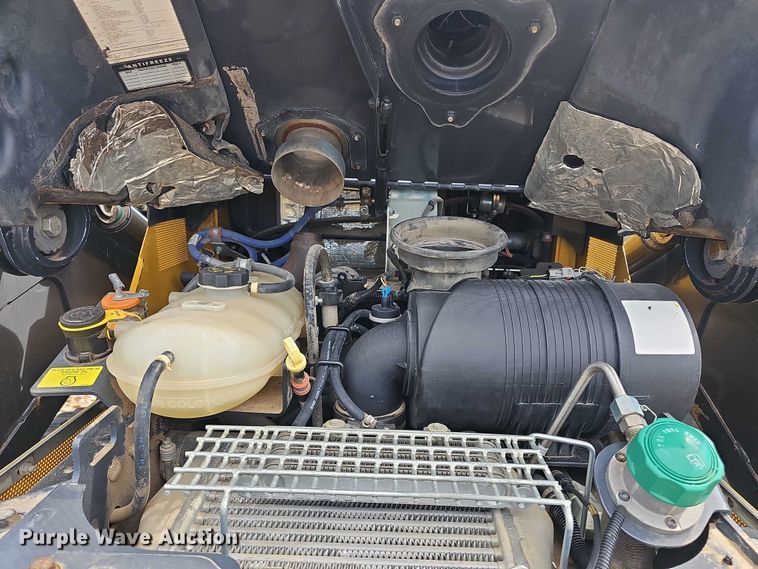 image for item EK5361 2018 John Deere  333G tracked skid steer loader