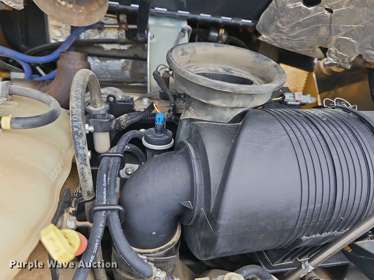 image for item EK5361 2018 John Deere  333G tracked skid steer loader