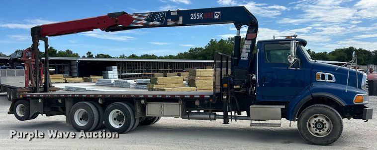 image for item EK8081 2007 Sterling Truck L9500 Series crane truck