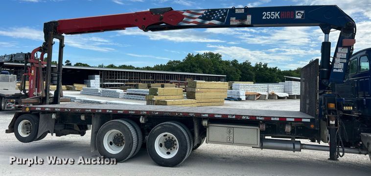 image for item EK8081 2007 Sterling Truck L9500 Series crane truck