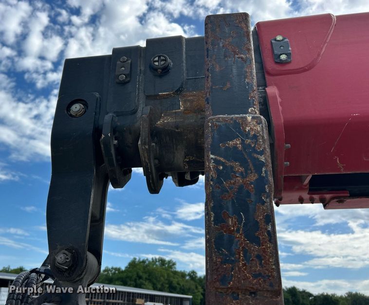 image for item EK8081 2007 Sterling Truck L9500 Series crane truck