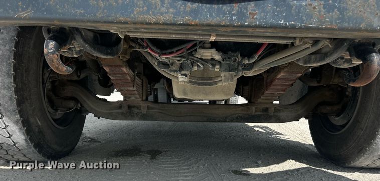 image for item EK8081 2007 Sterling Truck L9500 Series crane truck