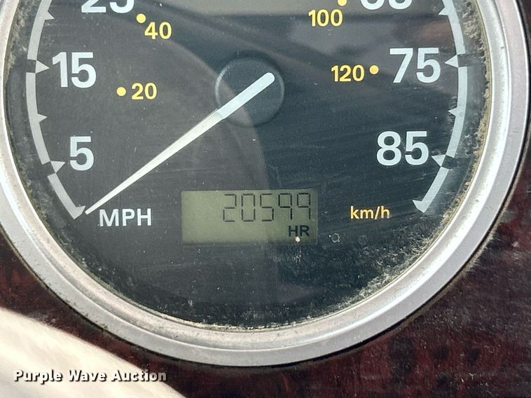 image for item EK8081 2007 Sterling Truck L9500 Series crane truck