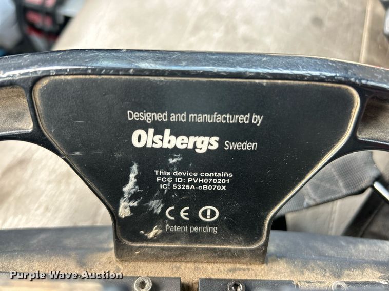 image for item EK8081 2007 Sterling Truck L9500 Series crane truck