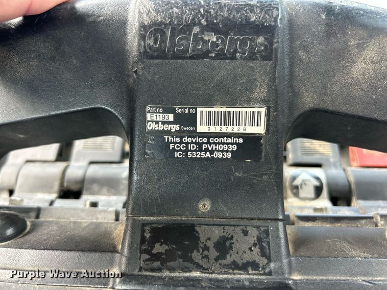 image for item EK8081 2007 Sterling Truck L9500 Series crane truck