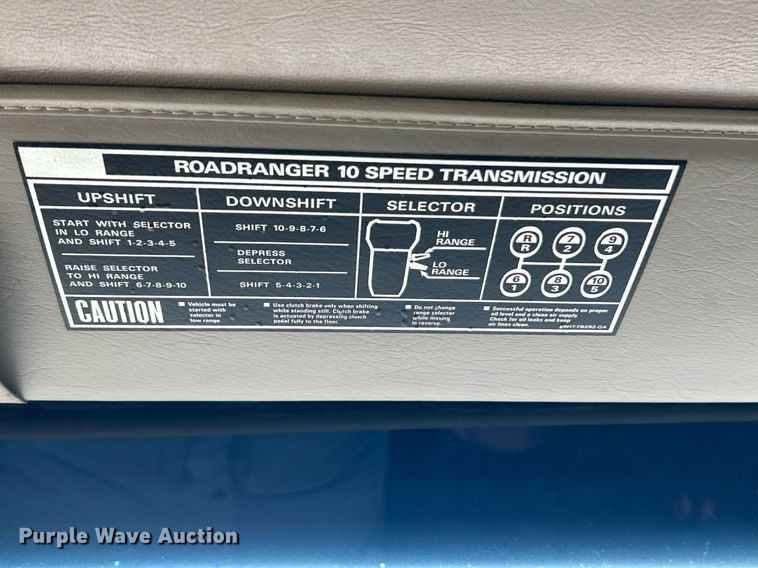 image for item EK8081 2007 Sterling Truck L9500 Series crane truck