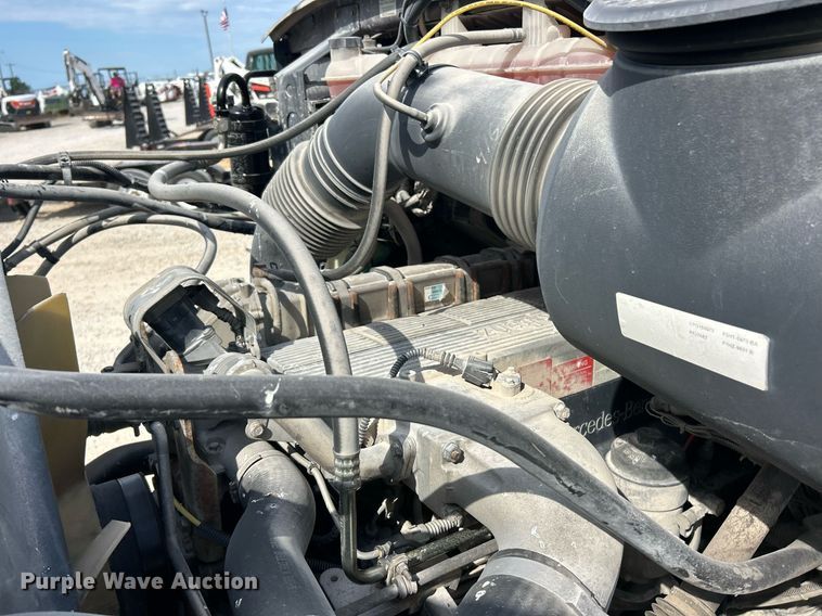 image for item EK8081 2007 Sterling Truck L9500 Series crane truck