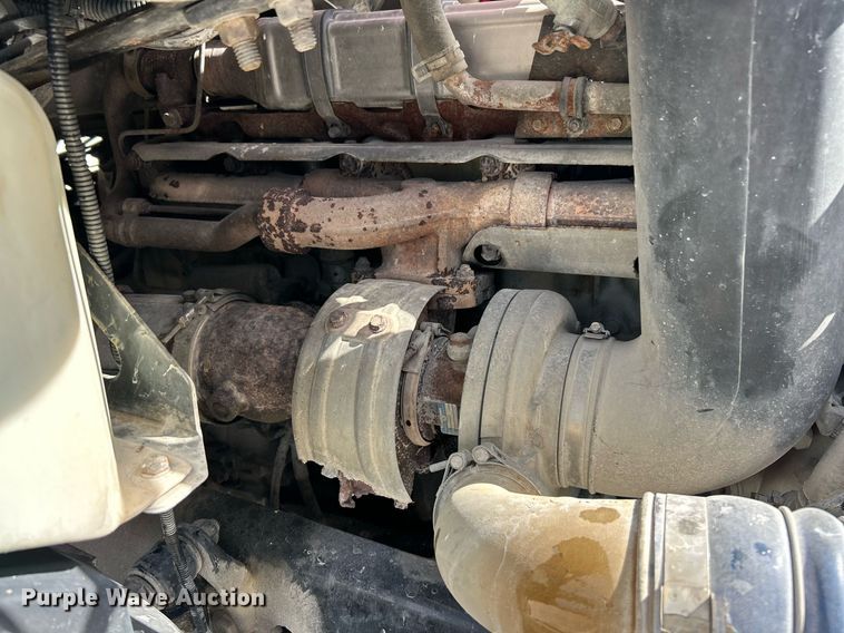 image for item EK8081 2007 Sterling Truck L9500 Series crane truck