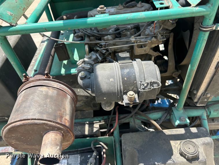 image for item EK8256 Whiteman HHN34TVDTCSL5 power trowel