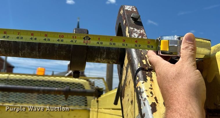 image for item EK8264 1995 Ford F800 reel truck