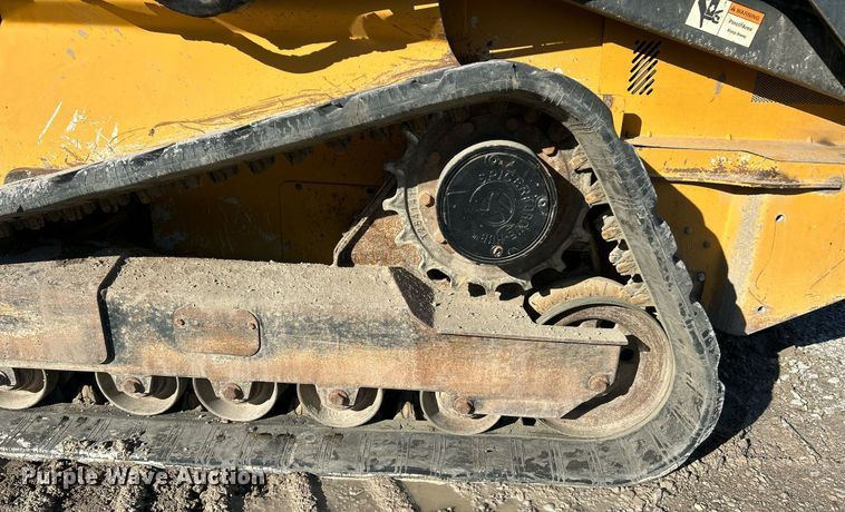 image for item EK8266 2015 John Deere 329E tracked skid steer loader