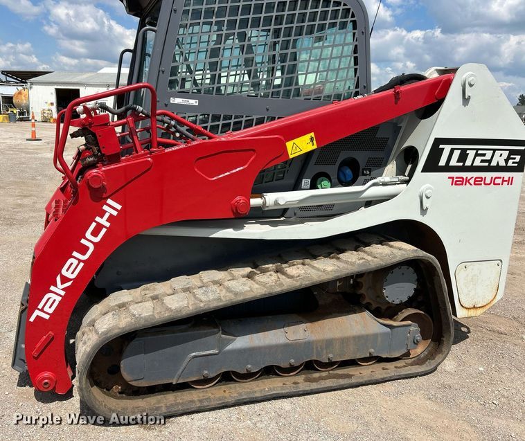 image for item EK8298 2018 Takeuchi TL12R2 tracked skid steer loader
