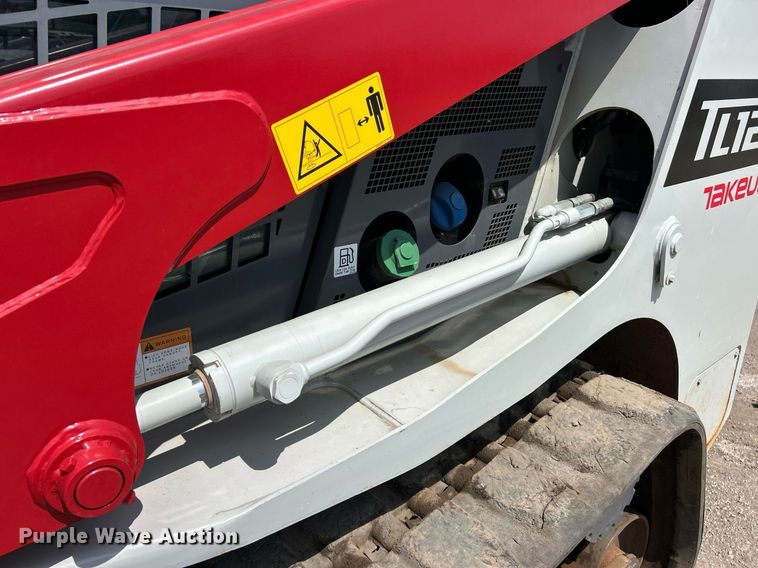 image for item EK8298 2018 Takeuchi TL12R2 tracked skid steer loader