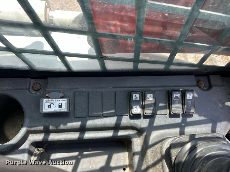 image for item EK8298 2018 Takeuchi TL12R2 tracked skid steer loader