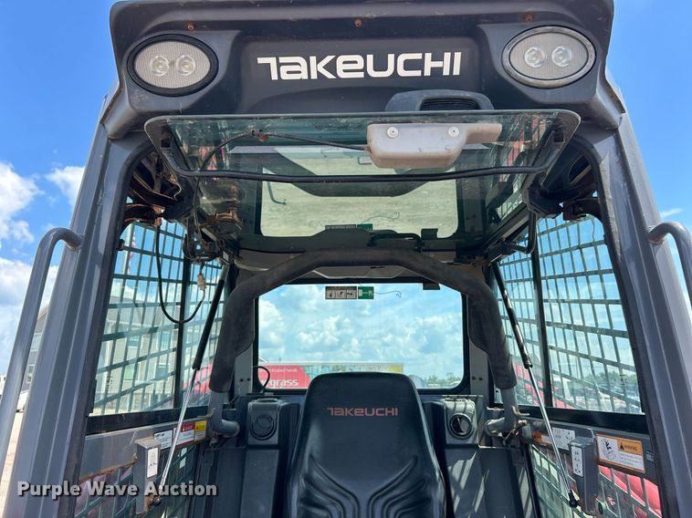 image for item EK8298 2018 Takeuchi TL12R2 tracked skid steer loader