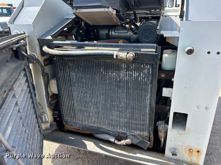 image for item EK8298 2018 Takeuchi TL12R2 tracked skid steer loader