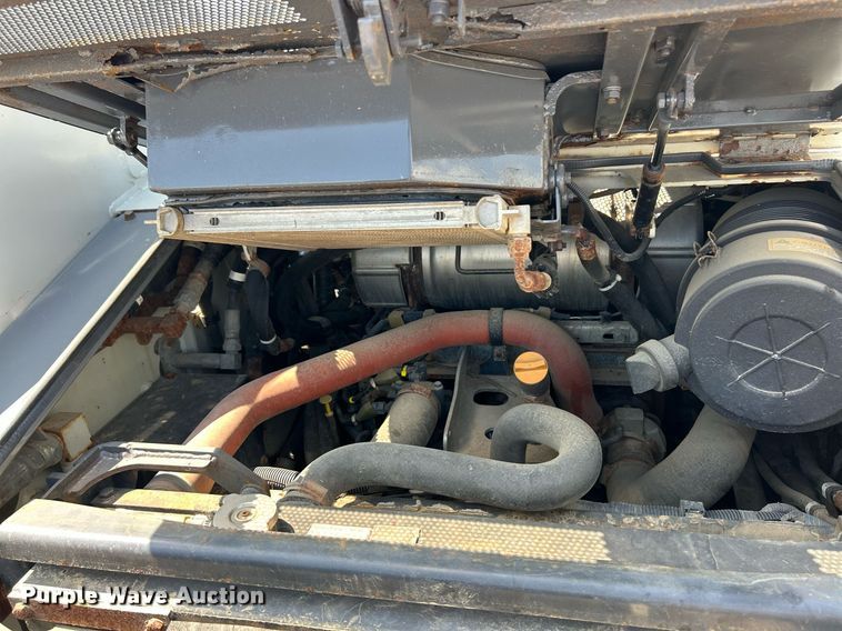 image for item EK8298 2018 Takeuchi TL12R2 tracked skid steer loader