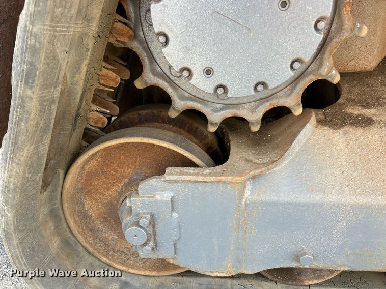 image for item EK8298 2018 Takeuchi TL12R2 tracked skid steer loader