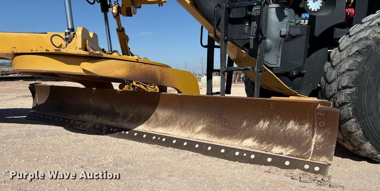 image for item EL2138 2018 Caterpillar 14M3 motor grader