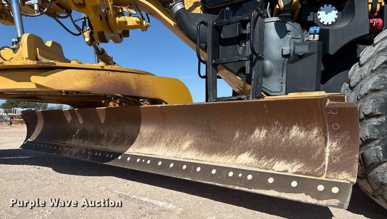 image for item EL2138 2018 Caterpillar 14M3 motor grader