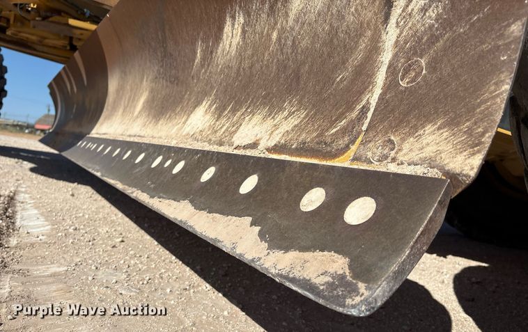 image for item EL2138 2018 Caterpillar 14M3 motor grader