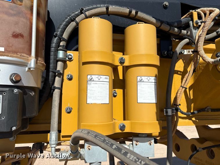 image for item EL2138 2018 Caterpillar 14M3 motor grader