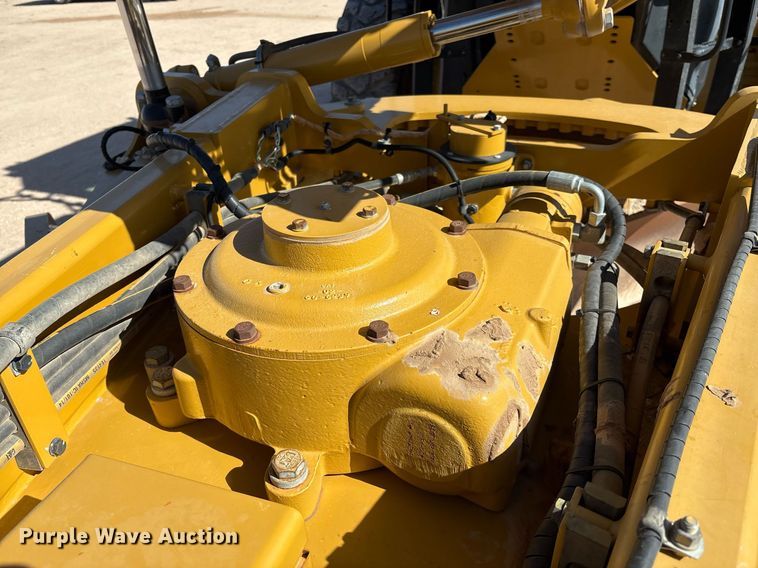 image for item EL2138 2018 Caterpillar 14M3 motor grader