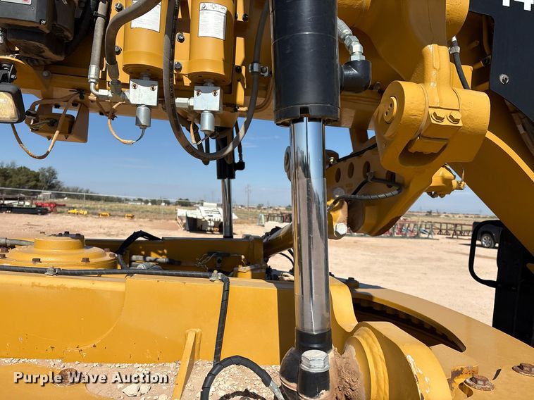 image for item EL2138 2018 Caterpillar 14M3 motor grader
