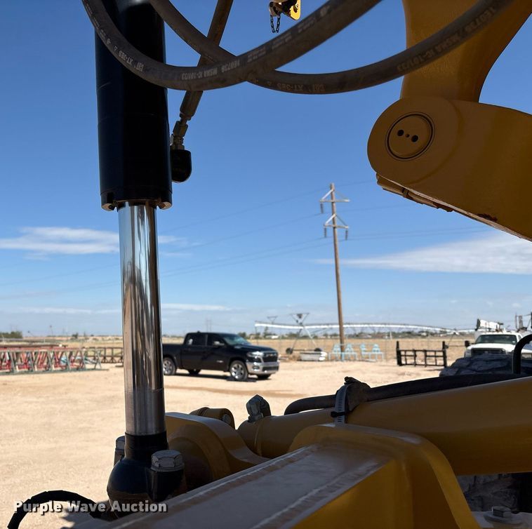 image for item EL2138 2018 Caterpillar 14M3 motor grader