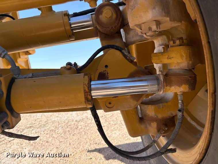 image for item EL2138 2018 Caterpillar 14M3 motor grader