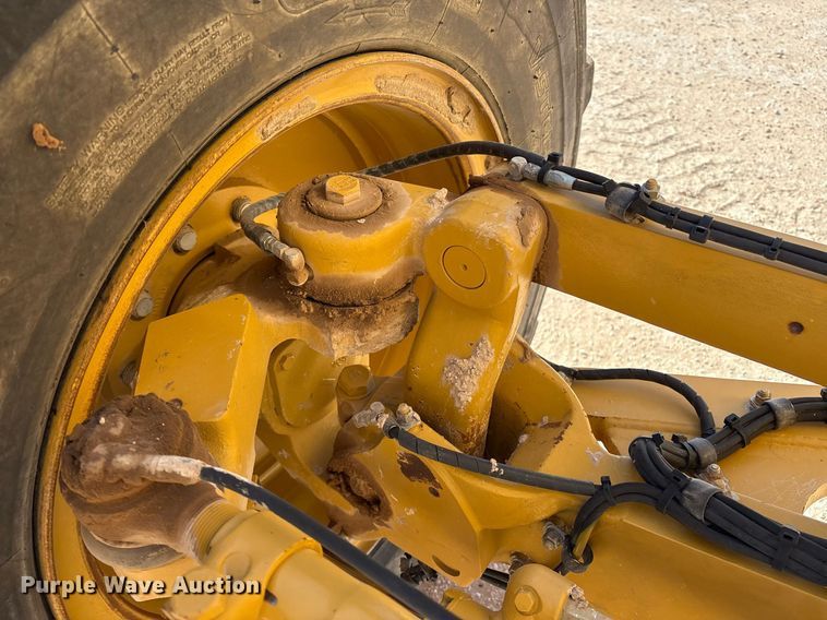 image for item EL2138 2018 Caterpillar 14M3 motor grader