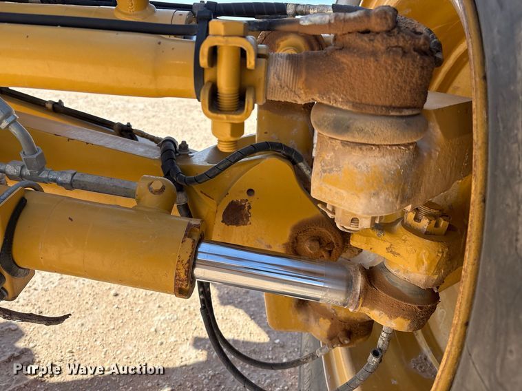 image for item EL2138 2018 Caterpillar 14M3 motor grader