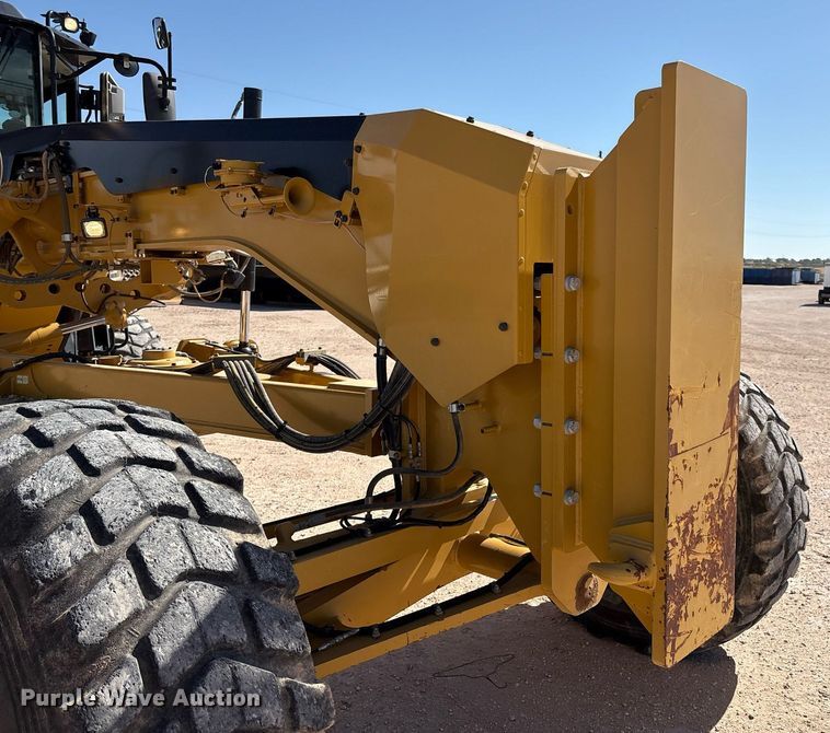 image for item EL2138 2018 Caterpillar 14M3 motor grader