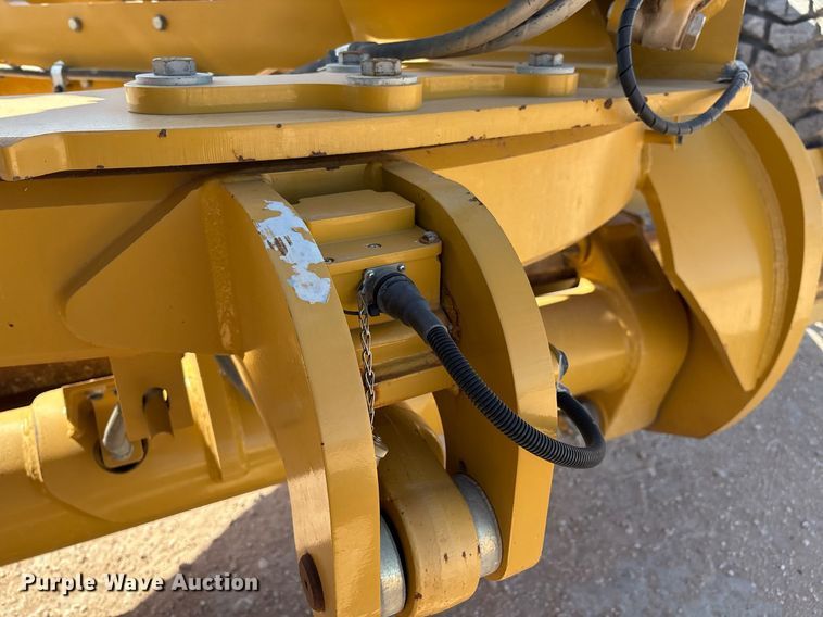 image for item EL2138 2018 Caterpillar 14M3 motor grader