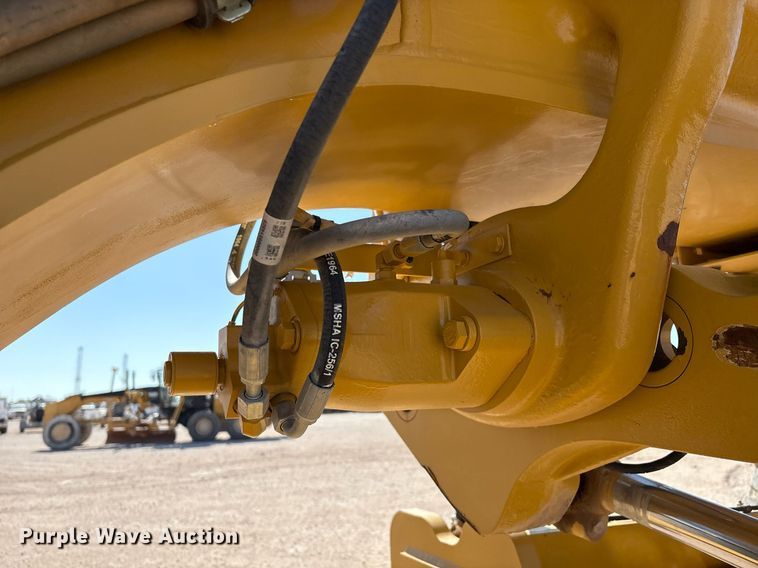 image for item EL2138 2018 Caterpillar 14M3 motor grader