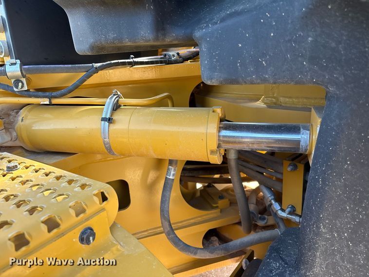 image for item EL2138 2018 Caterpillar 14M3 motor grader