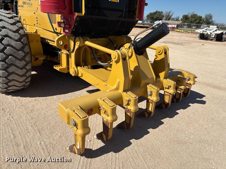 image for item EL2138 2018 Caterpillar 14M3 motor grader