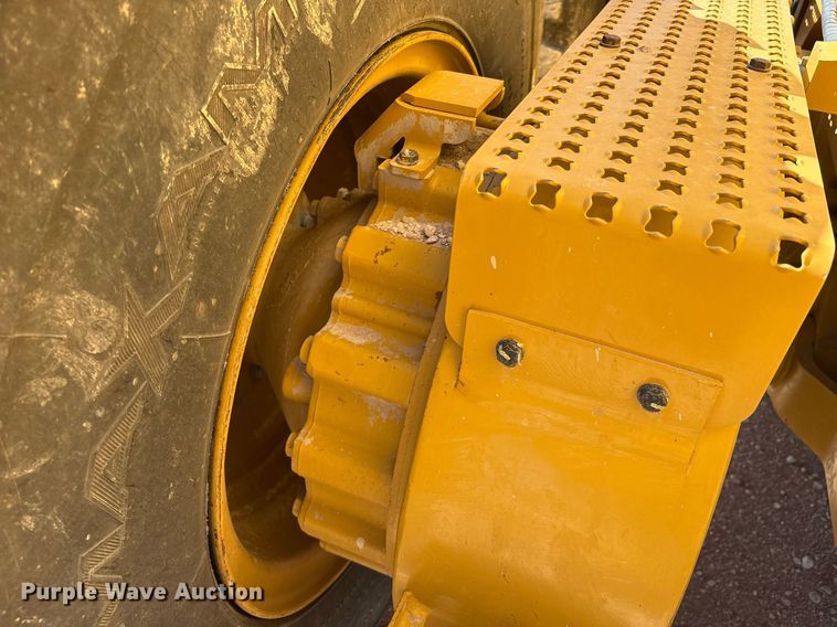 image for item EL2138 2018 Caterpillar 14M3 motor grader