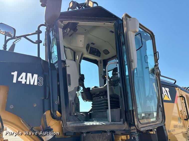 image for item EL2138 2018 Caterpillar 14M3 motor grader