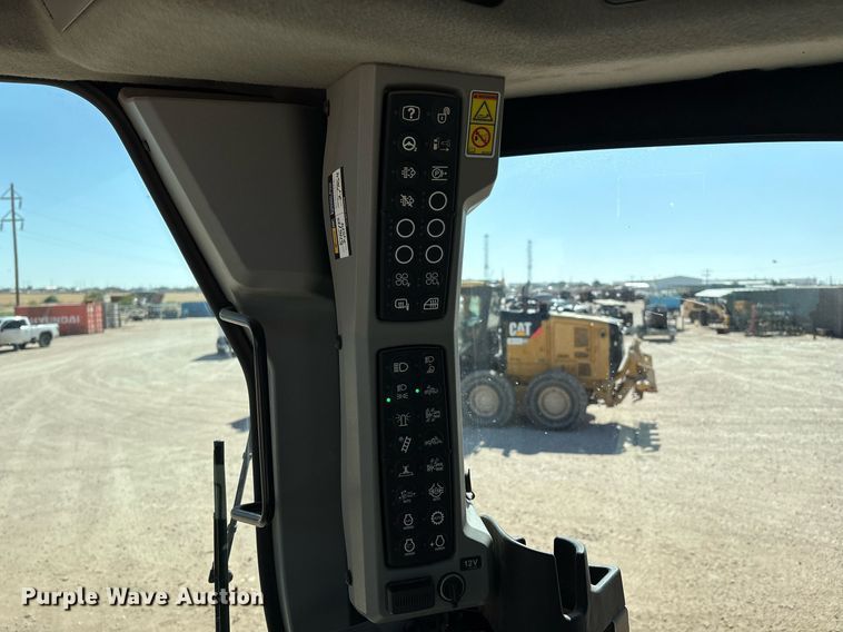 image for item EL2138 2018 Caterpillar 14M3 motor grader