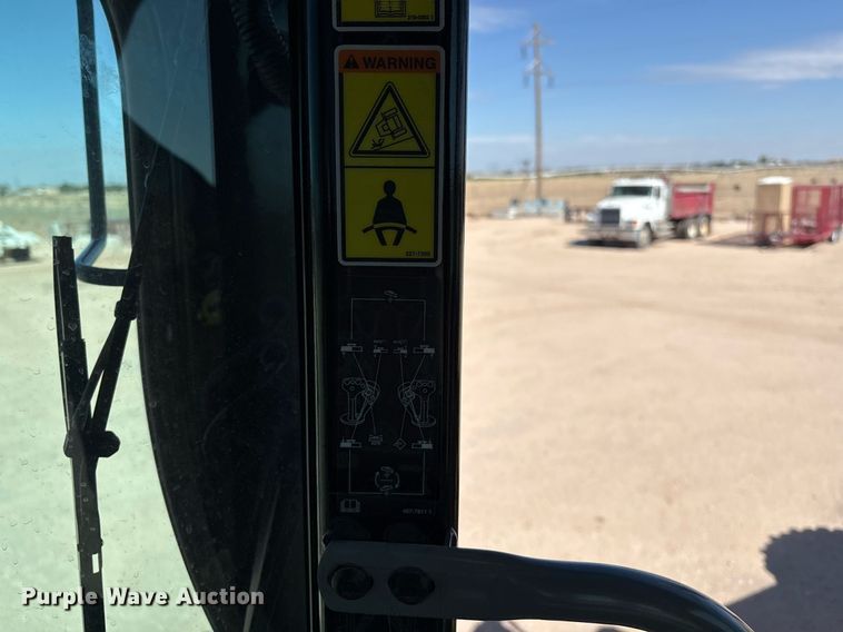 image for item EL2138 2018 Caterpillar 14M3 motor grader