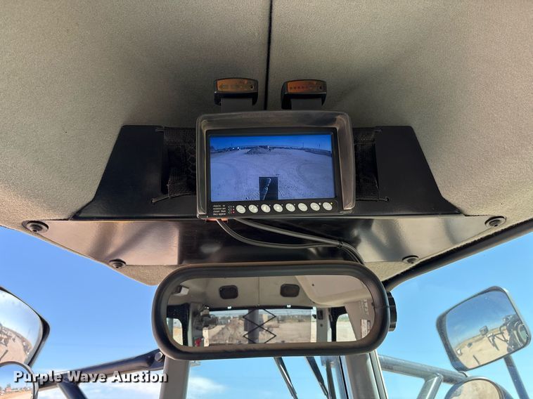 image for item EL2138 2018 Caterpillar 14M3 motor grader